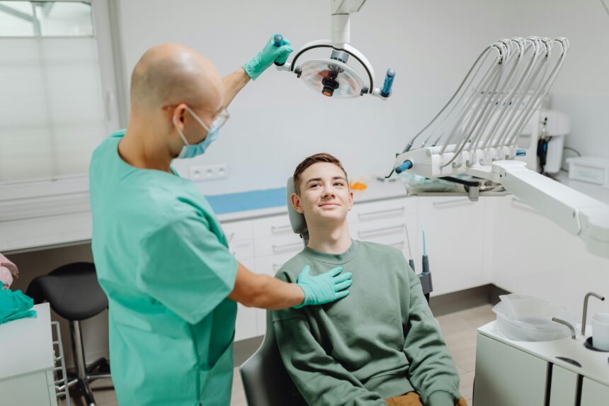 Finding the Right Dentist: Preston and Holland Park Clinics You Can Trust